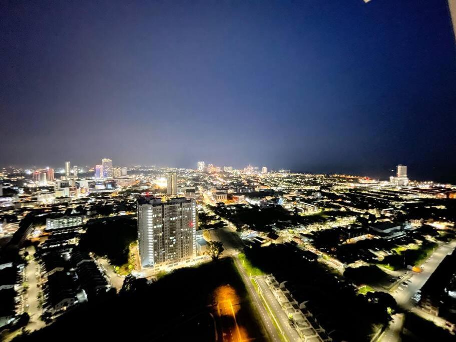 דירות Malacca Quartz Near To Jonker Walk With Infinity Pool Cozy 3B2B מראה חיצוני תמונה