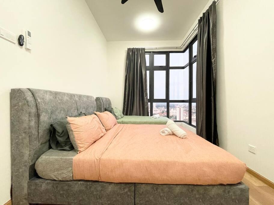 דירות Malacca Quartz Near To Jonker Walk With Infinity Pool Cozy 3B2B מראה חיצוני תמונה